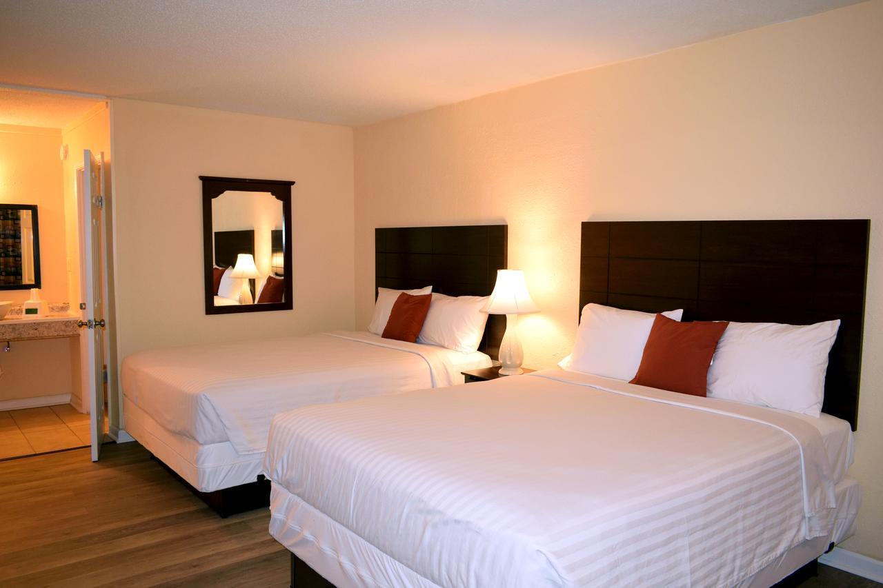 Red Carpet Inn Battleboro Екстер'єр фото